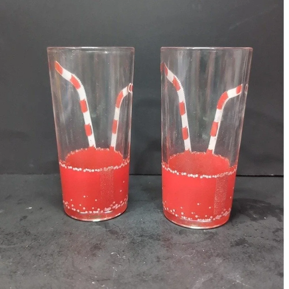 Retro Diner‎ Drinking Glasses, Set of 2, Red Straws Design, Vintage Tumblers
